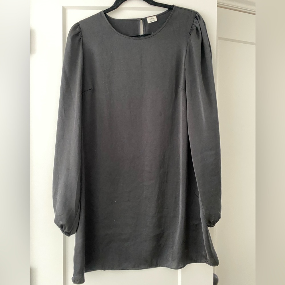 Aritzia (Wilfred) black long sleeve dress
